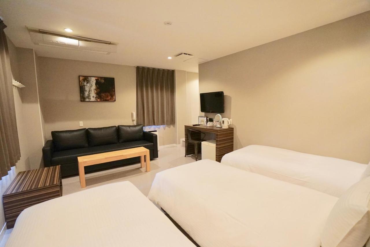 Hotel 88 Shinsaibashi Ōsaka Extérieur photo