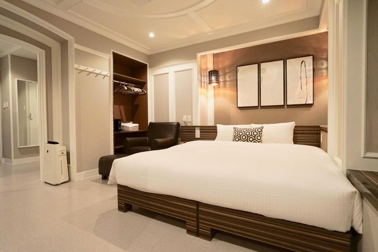Hotel 88 Shinsaibashi Ōsaka Extérieur photo